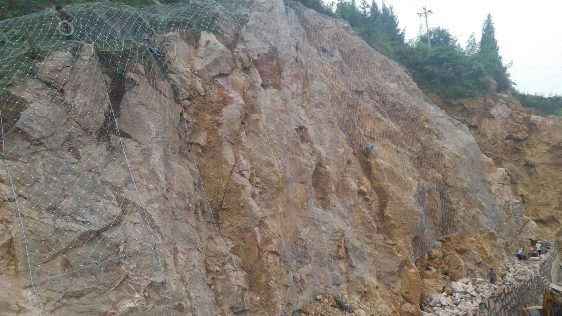 ����(d��ng)ɽ�·��o(h��)�W(w��ng)