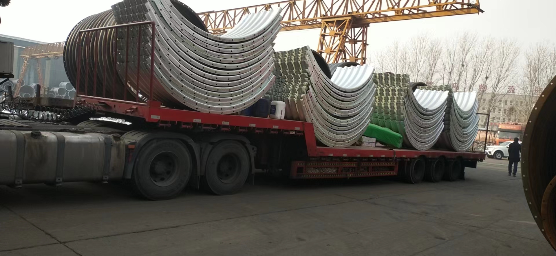 金屬波紋涵管.jpg 金屬波紋涵管.jpg